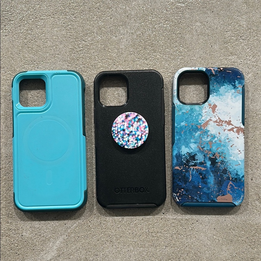 iPhone 12/12 pro cases / Otterbox and Pop Socket